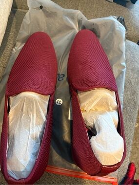 Aris Men's Slip-On Loafers in Burgundy